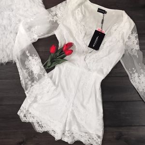 NWT Pretty Little Thing "Bella" White Lace Romper